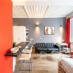 https://le-petit-pradel-studio-cosy-opra-htel-de-ville.hotels-rhonealpes.com