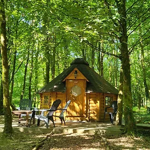  Chalet Le Domaine Insolite De Broceliande